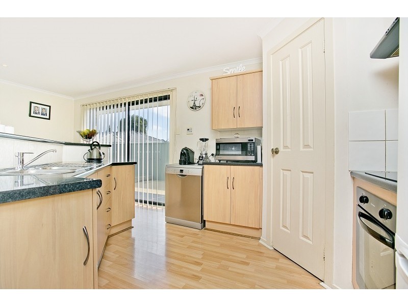 8 Hughes Court, Walkley Heights SA 5098