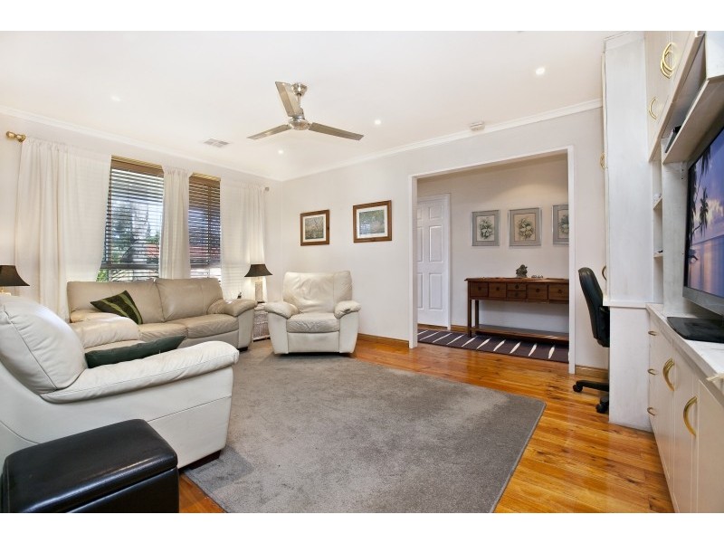 25 Hendrix Crescent, Paralowie SA 5108