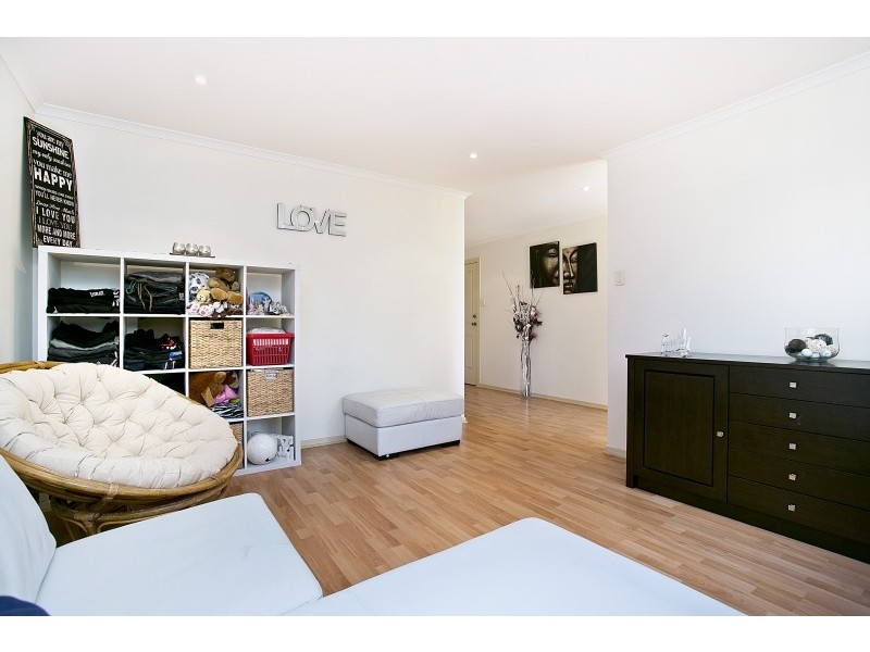 8 Hughes Court, Walkley Heights SA 5098