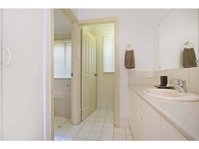 8 Hughes Court, Walkley Heights SA 5098