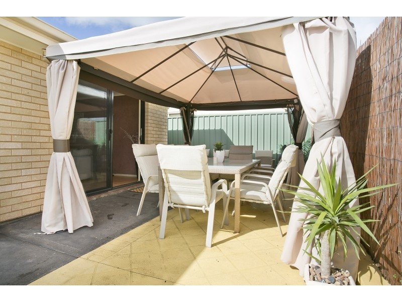 8 Hughes Court, Walkley Heights SA 5098