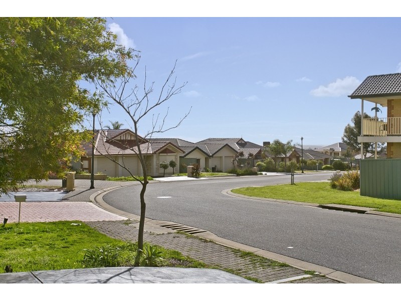 8 Hughes Court, Walkley Heights SA 5098