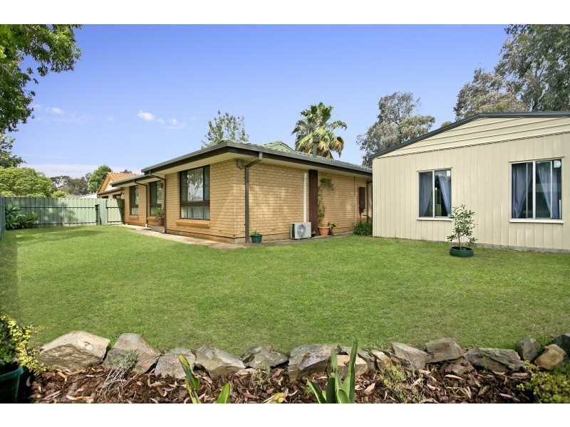 17 Cawarra Crescent, Paralowie SA 5108