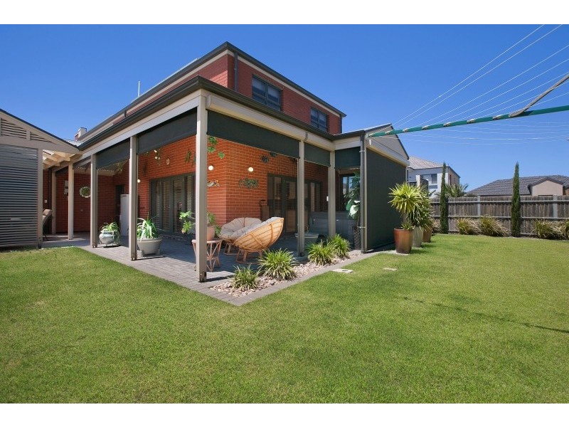 53 Shoalhaven Circuit, Mawson Lakes SA 5095