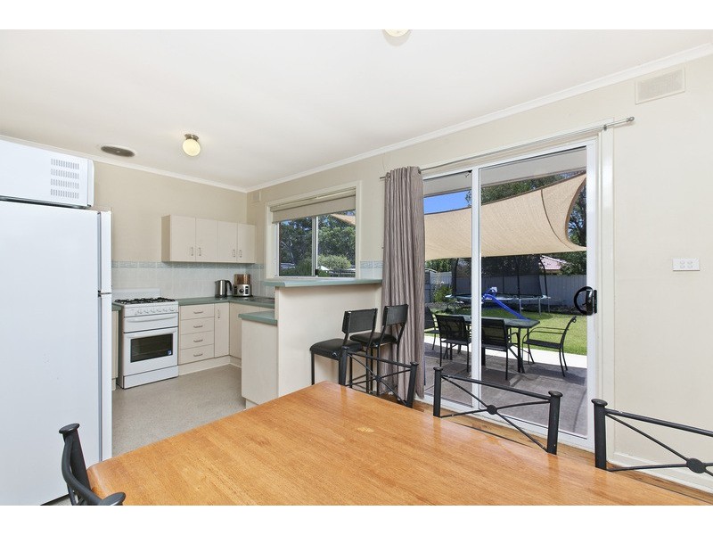 32 Heather Drive, Ridgehaven SA 5097
