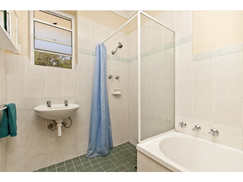 32 Heather Drive, Ridgehaven SA 5097