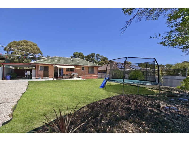 32 Heather Drive, Ridgehaven SA 5097