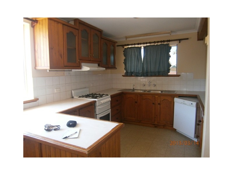 29 Potts Crescent, Burton SA 5110