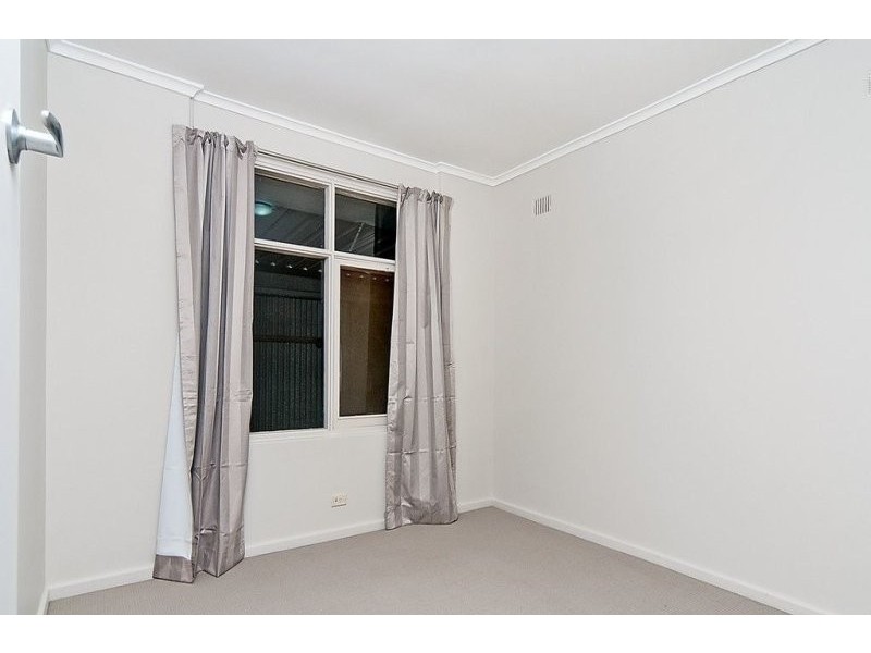 26 Daphne St, Salisbury East SA 5109