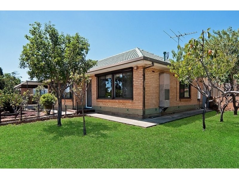 26 Daphne St, Salisbury East SA 5109