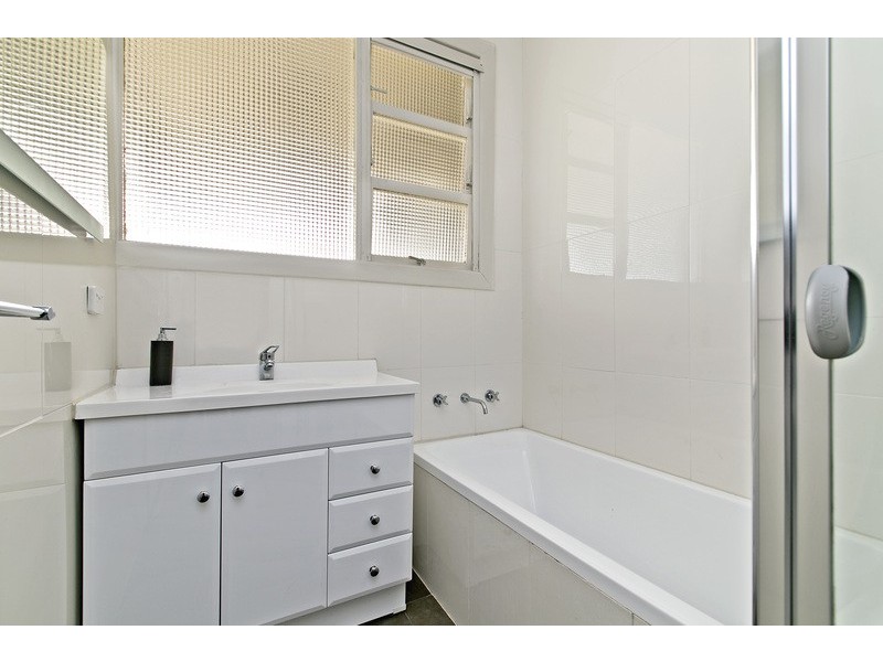 18 Maple Ave, Klemzig SA 5087