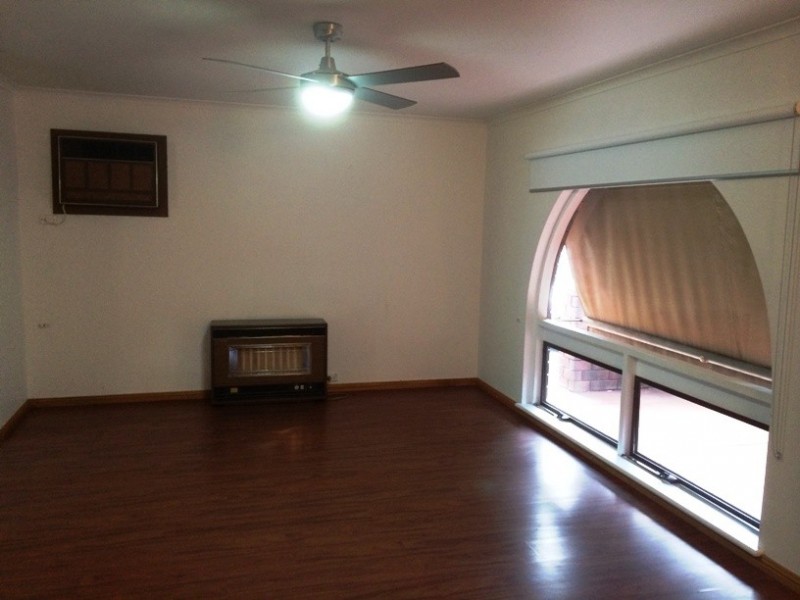 2 The Pines Grove, Paralowie SA 5108