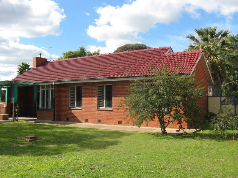 19 Mark Road, Elizabeth Vale SA 5112