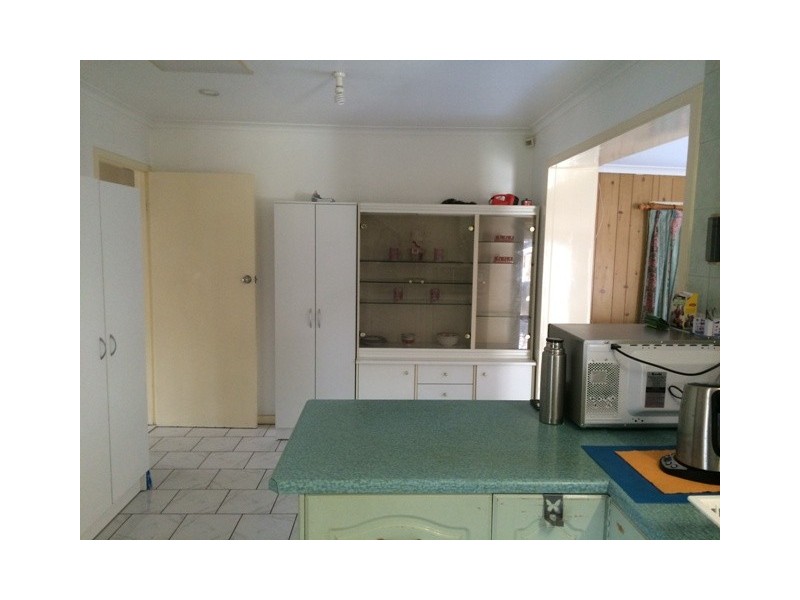 2 Karyn Crescent, Brahma Lodge SA 5109