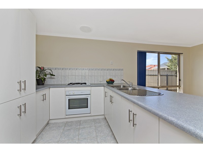 6 Jasper  Drive, Burton SA 5110