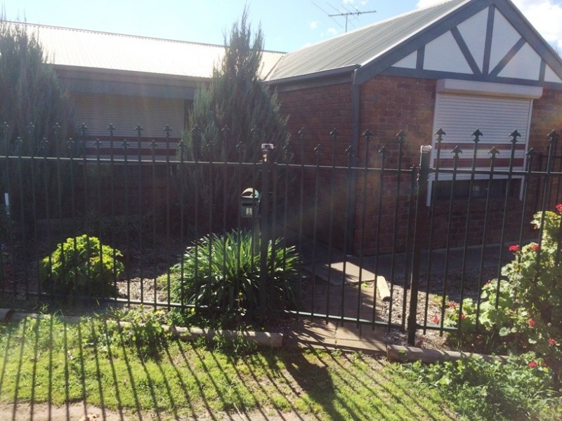 1 Berkshire St, Athol Park SA 5012