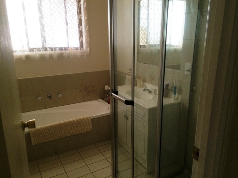 1 Berkshire St, Athol Park SA 5012