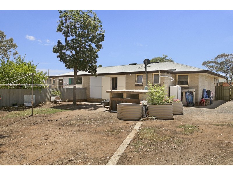 5 Longford st, Evanston SA 5116