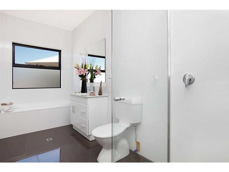 11 Palani Court, Mawson Lakes SA 5095