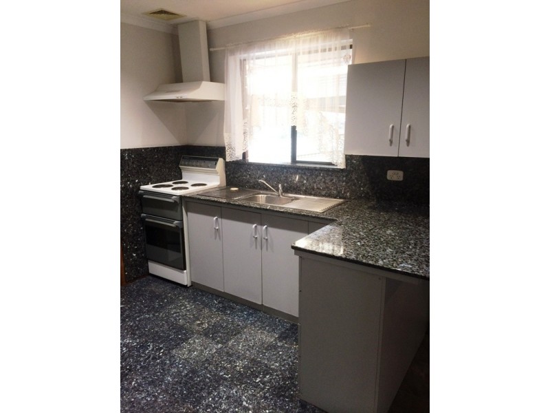 24 Coachhouse Drive, Gulfview Heights SA 5096