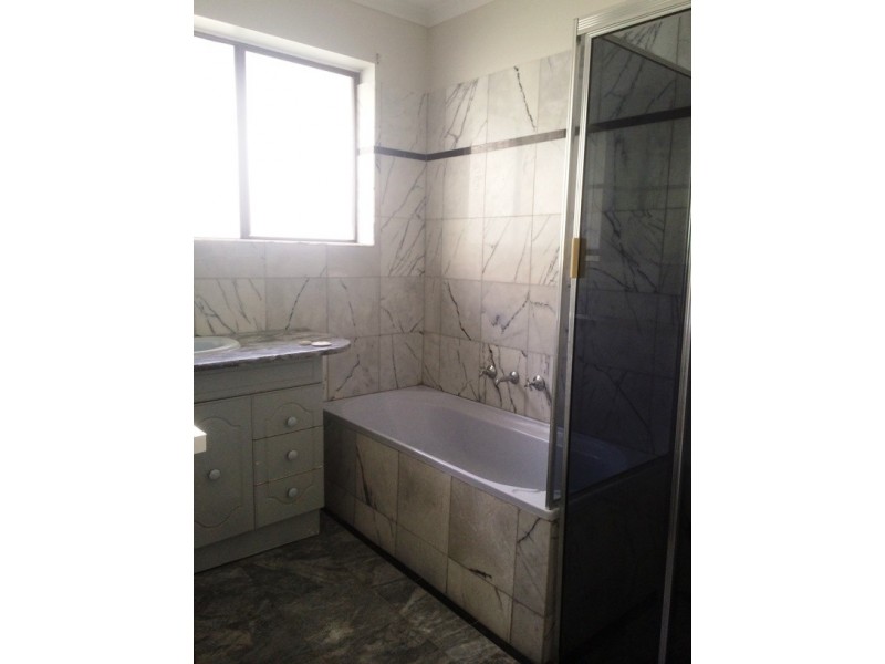 24 Coachhouse Drive, Gulfview Heights SA 5096