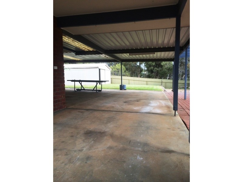 24 Coachhouse Drive, Gulfview Heights SA 5096