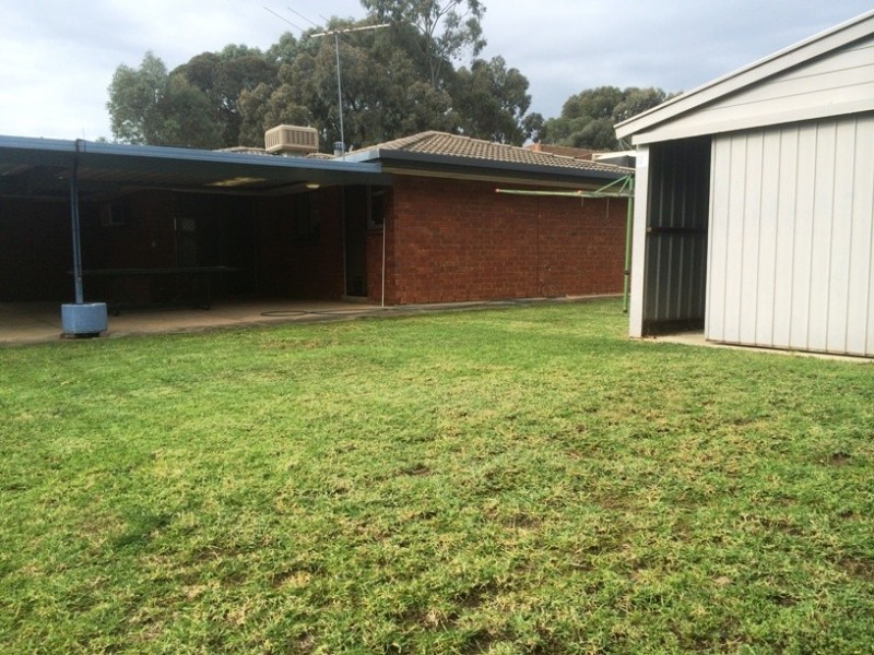 24 Coachhouse Drive, Gulfview Heights SA 5096