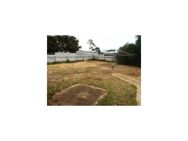 10 Murphy Street, Elizabeth Grove SA 5112