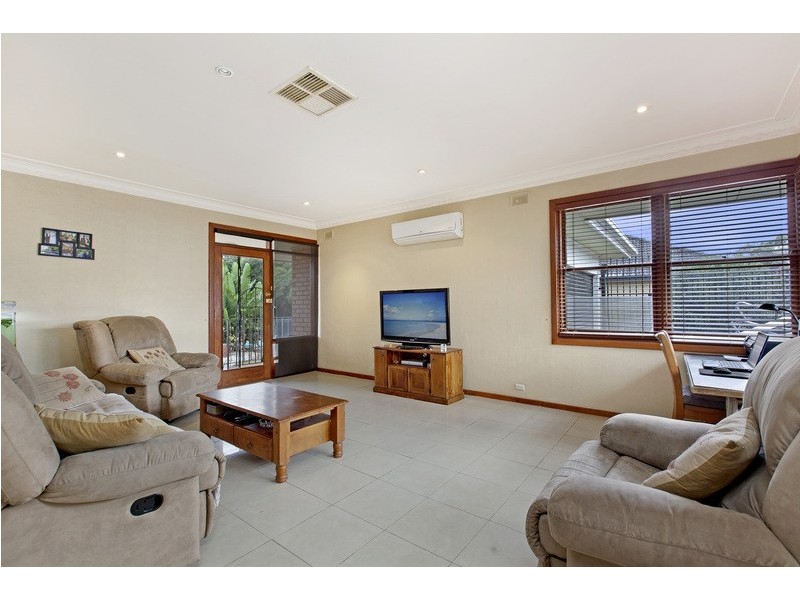 55-57 Collingbourne Drive, Elizabeth Vale SA 5112