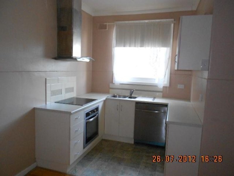 5 Hecker Street, Elizabeth Grove SA 5112