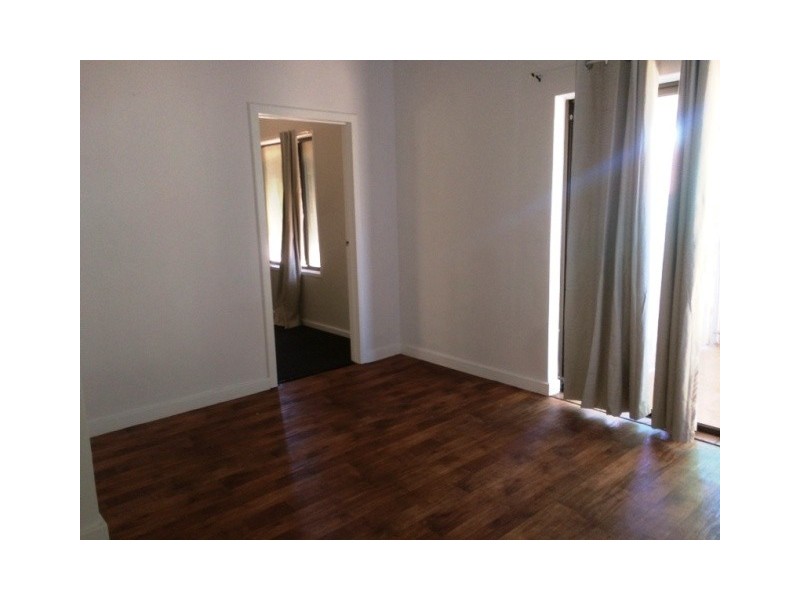 42 Garlick Rd, Elizabeth Park SA 5113