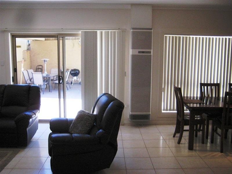 6 John Street, Para Hills SA 5096