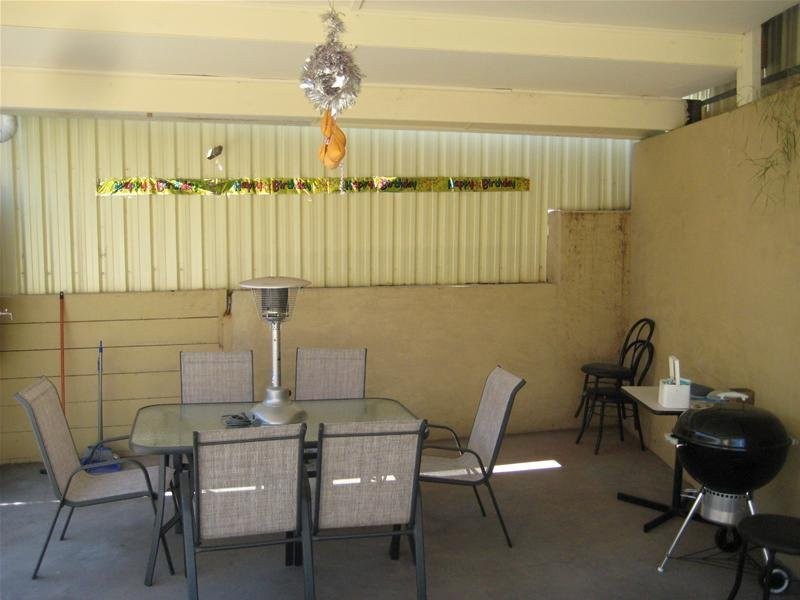 6 John Street, Para Hills SA 5096