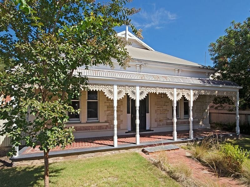 11 Roberts Street, Birkenhead SA 5015