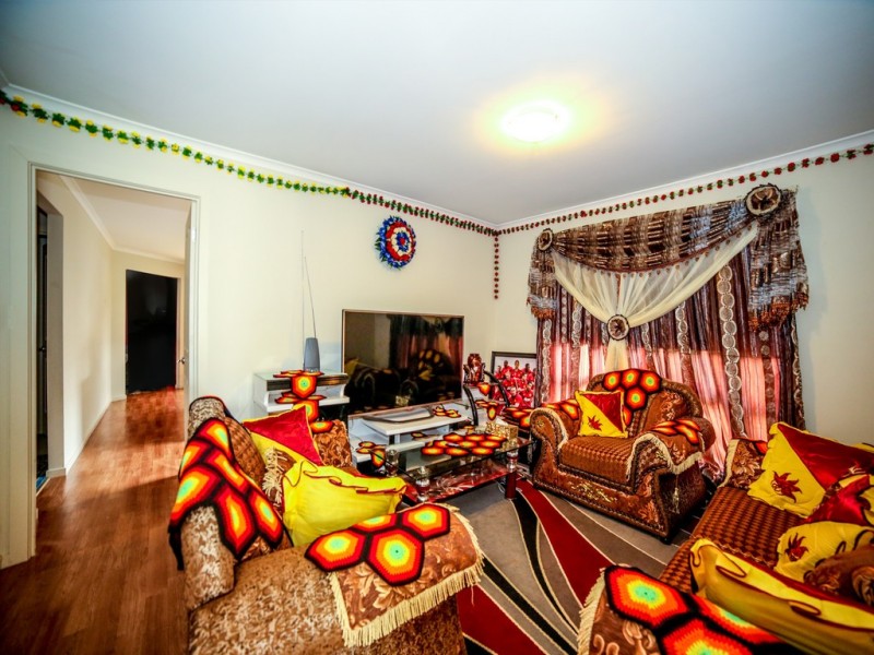 9 Wattlebird Drive, Burton SA 5110