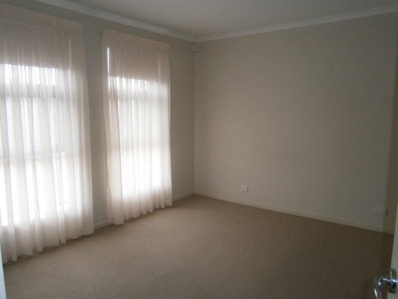 9 Wattlebird Drive, Burton SA 5110