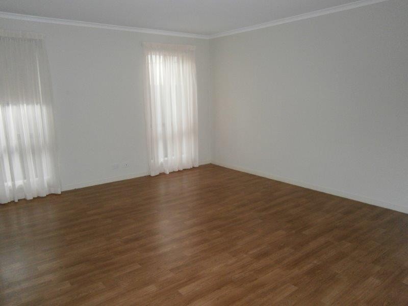 9 Wattlebird Drive, Burton SA 5110