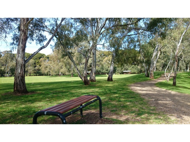 32 Prunus Avenue, Elizabeth Vale SA 5112