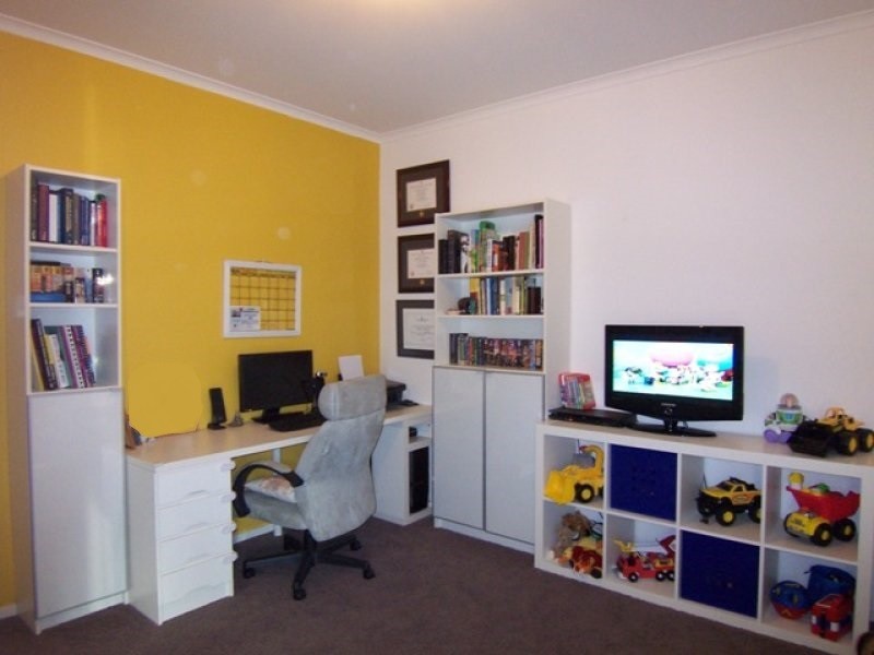 12 Yarle Street, Mawson Lakes SA 5095