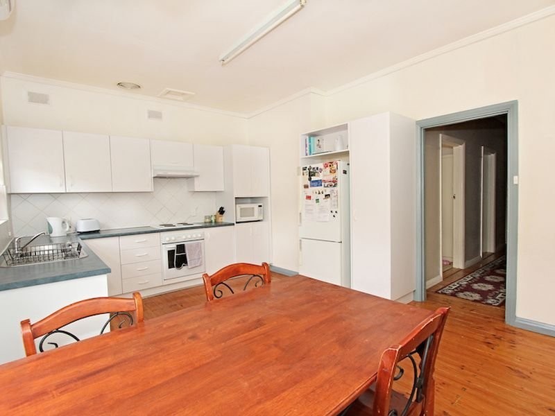 8 Chamberlain Drive, Willaston SA 5118