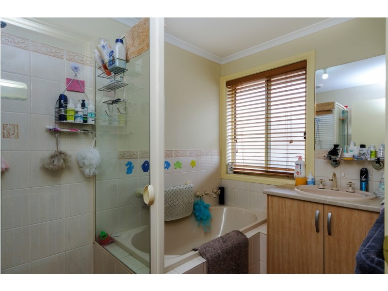 17 Lakeridge Circuit, Burton SA 5110