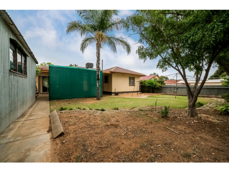 26 Bindi Street, Para Hills West SA 5096