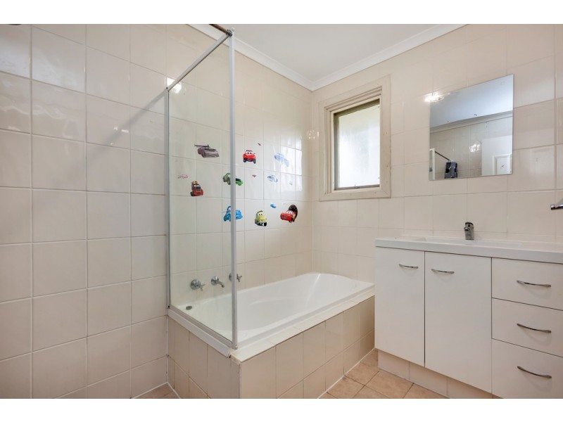 25 Denver Drive, Parafield Gardens SA 5107