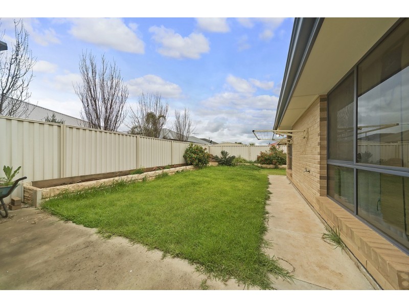 2 Lucy Drive, Munno Para West SA 5115