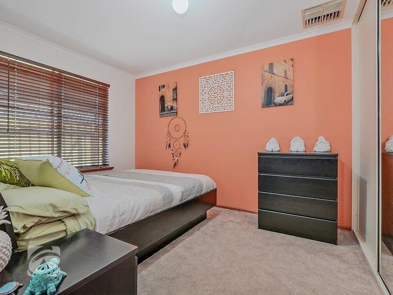 9 Crace Court, Evanston Park SA 5116