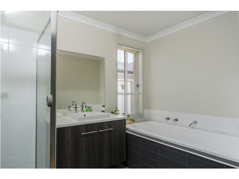 25 Kinross Avenue, Burton SA 5110