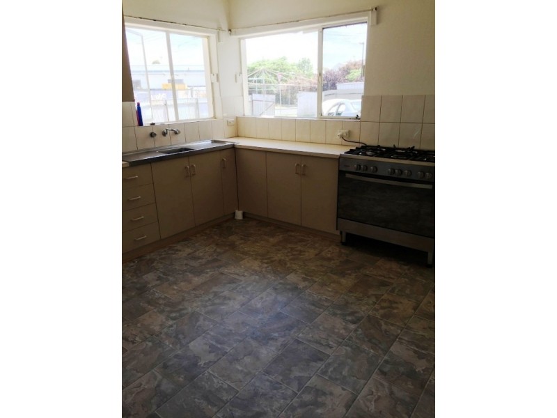 37 Tunbridge St, Woodville South SA 5011