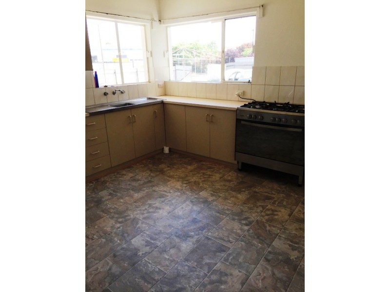 37 Tunbridge St, Woodville South SA 5011