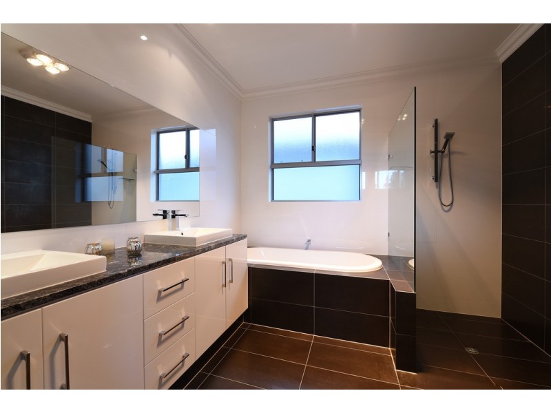 67 ASCOT AVENUE, Vale Park SA 5081