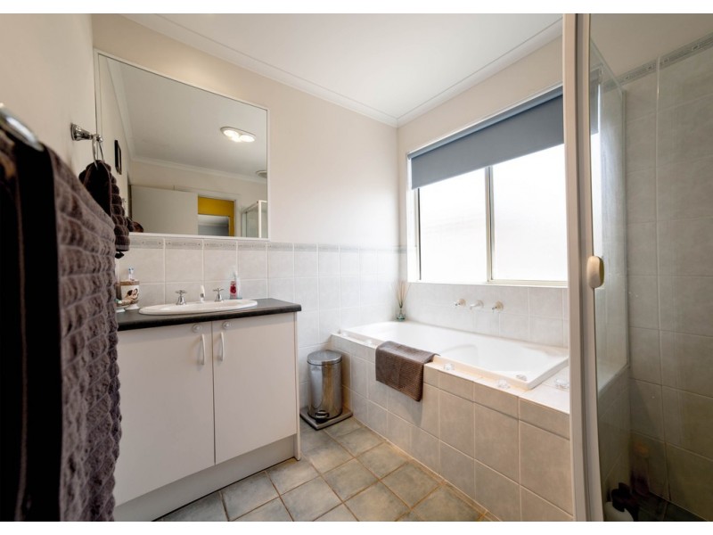 7 LANCELOT GROVE, Burton SA 5110